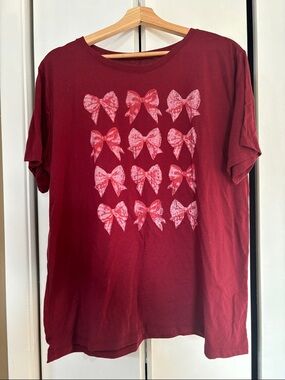Positivitees Maroon Bow Print Tee